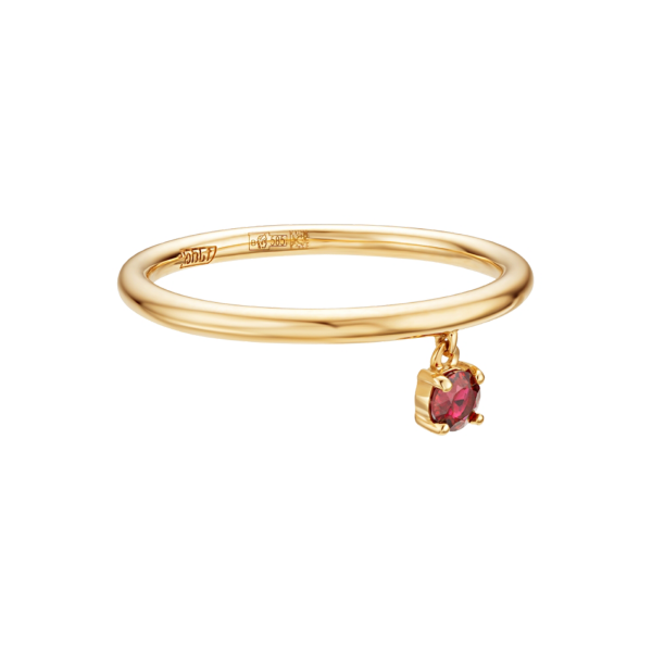 Золотое кольцо с гранатом